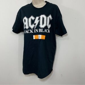 NWT AC/DC back in black t-shirt short sleeve black size medium